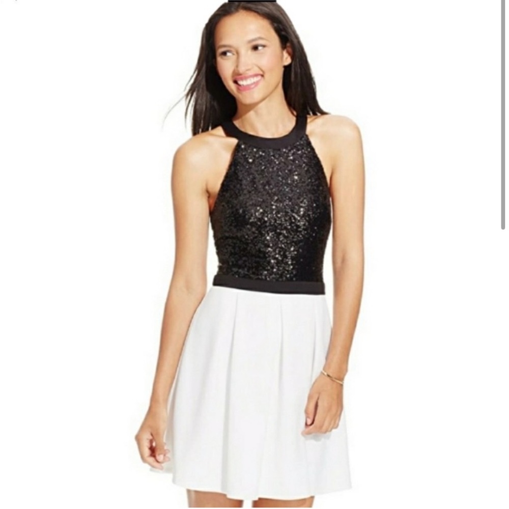 B Darlin Black Sequin and White Color Block High Neck Halter Dress Sz 11/12